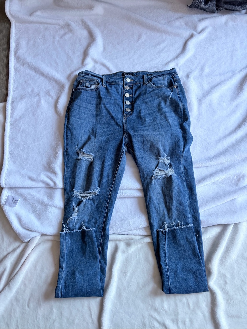 Judy Blue Dark Blue Distressed sinny Jeans